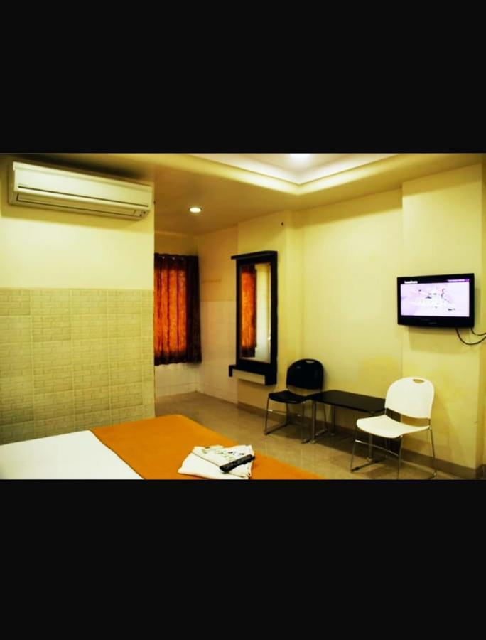 Hotel Apple Sai Residency Shirdi Zewnętrze zdjęcie